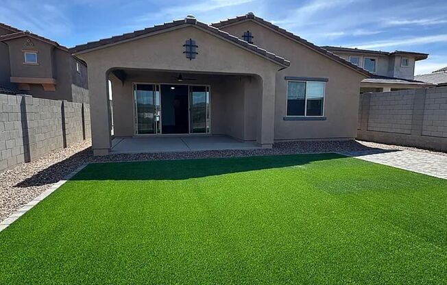 NEWER HOME IN NORTHPOINTE AT VISTANCIA