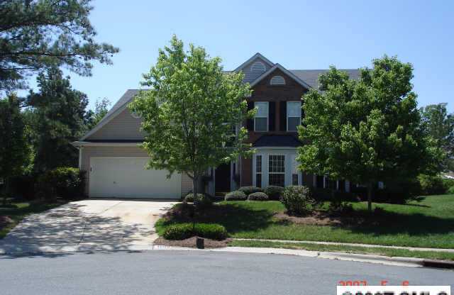 Nice family home in South Charlotte
