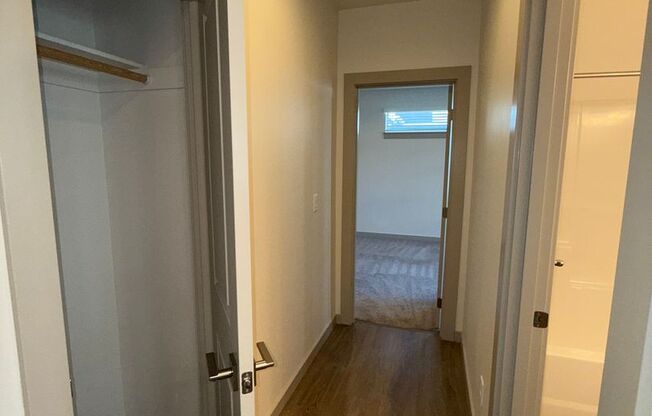 3 beds, 2 baths, 1,281 sqft, $2,495, Unit 75 NE Cessna Dr #1