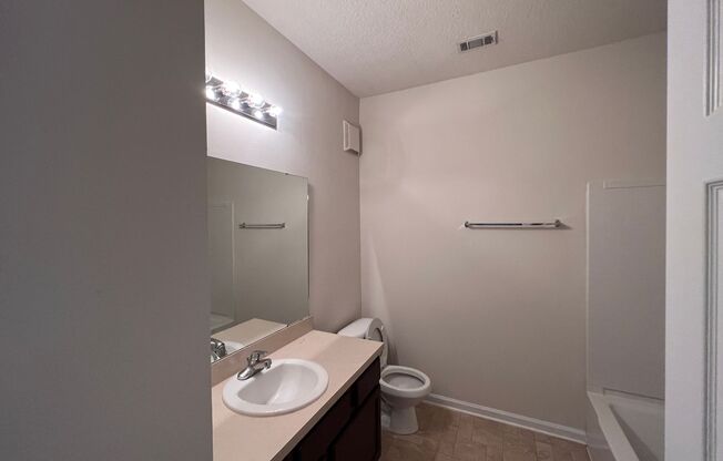 3 beds, 2 baths, $1,495, Unit UNIT 16 7