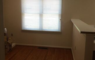 644 S. 2nd Street, #4