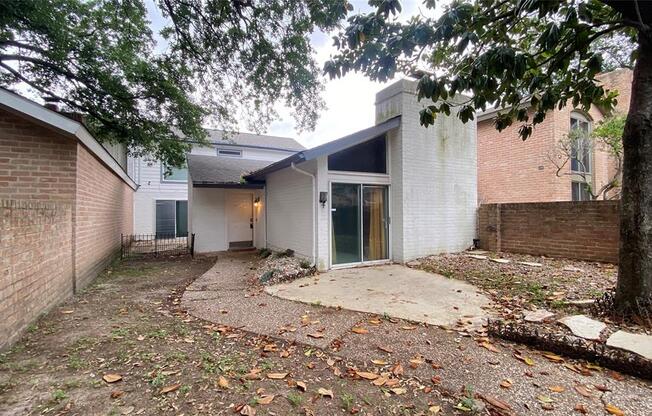 4714 N CASHEL CIR