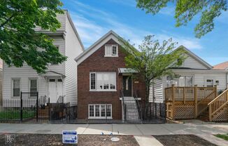 Bridgeport 2 Bedroom in an Excellent Location
