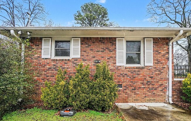 Nice 2BR/1BA Duplex in East Point!