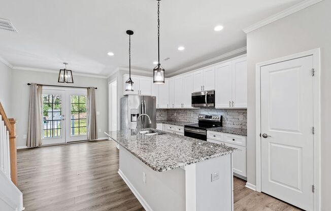 3 beds, 2.5 baths, $1,900, Unit Unit A