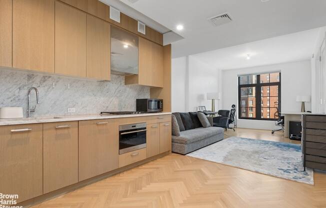 300 W 122nd St Apt 8D