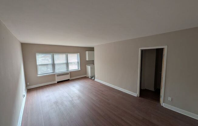 Studio, 1 bath, 400 sqft, $795, Unit #109