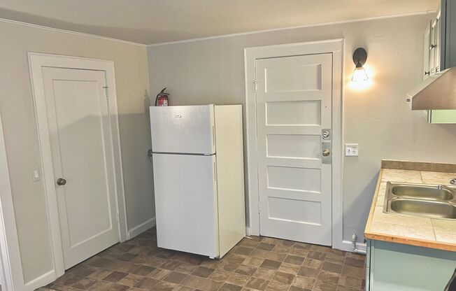 1120 State Avenue Northeast