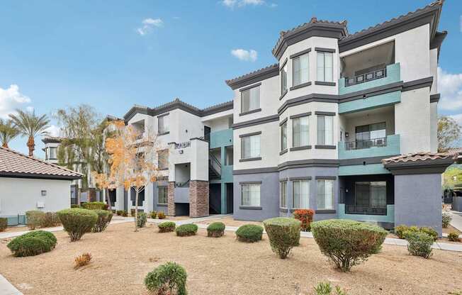 Exterior views at Tribeca North