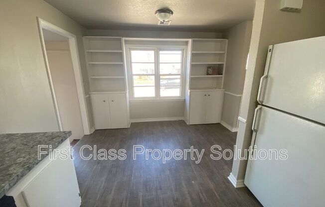 7108 NW 44th