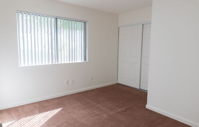 2 beds, 1 bath, 594 sqft, $2,095, Unit 1340-22