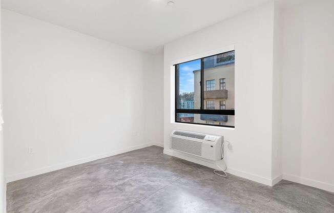 Studio, 1 bath, 290 sqft, $1,545, Unit 453