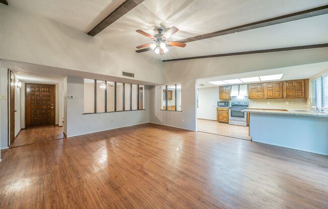 Move-In Ready 3-bed 2-bath!