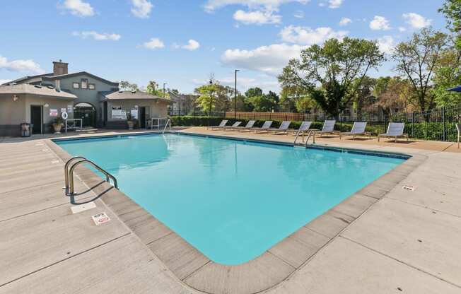 Audenn apartments swimming pool