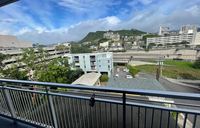 Studio, 1 bath, 210 sqft, $987, Unit 810