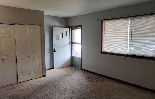 732 Chartiers Ave