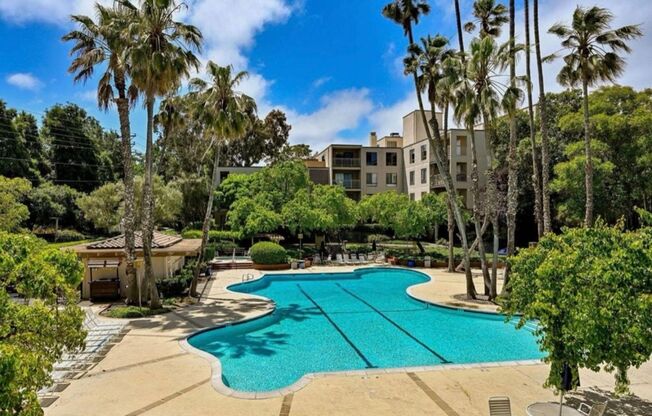 Spacious Upgraded Condo in The Keys – Walnut Creek