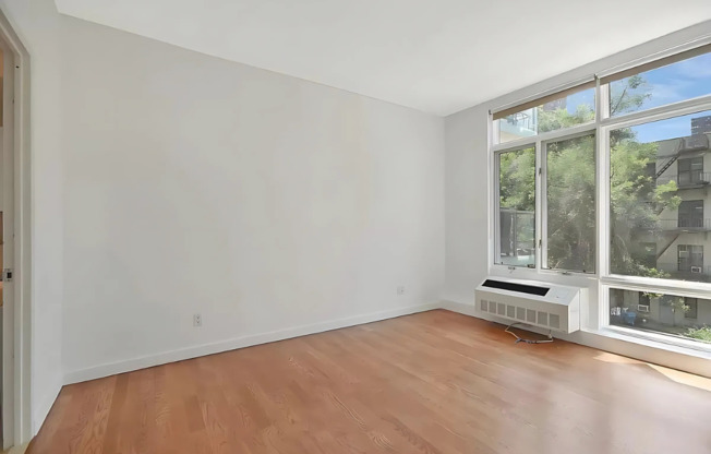 342 E 110 ST