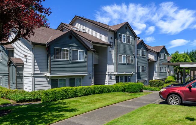 2 beds, 1 bath, 915 sqft, $1,625, Unit 412