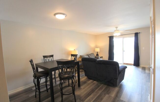 2 beds, 2 baths, $750