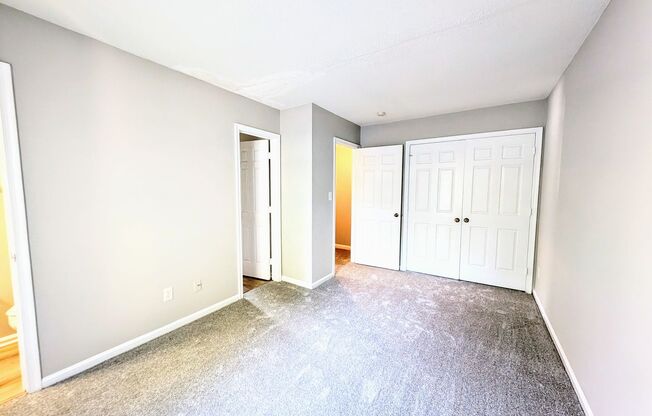 2 beds, 1.5 baths, $1,350, Unit C