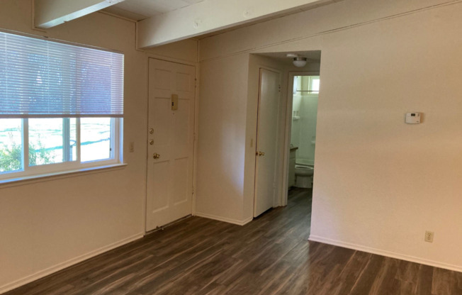 1 bed, 1 bath, 605 sqft, $1,250, Unit 46