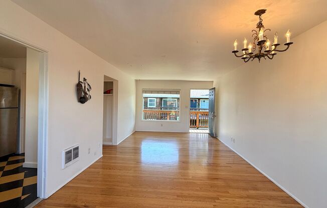 2 beds, 1 bath, 801 sqft, $1,799, Unit 3020-06