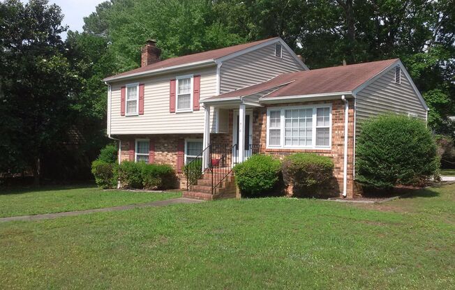 3 bedroom 2 bath Tri-level Home In western Henrico Available in August