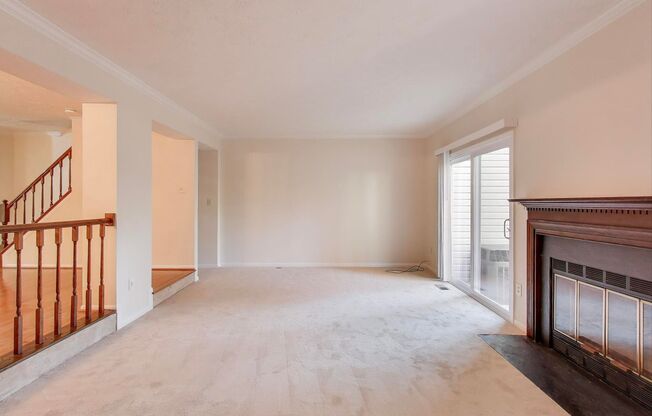 Ellicott City townhome for you!