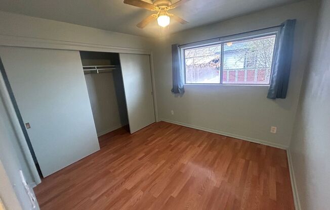 2 beds, 1 bath, $1,150