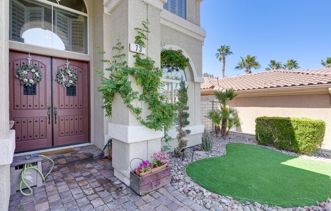 Luxurious 4 bd 3.5 bth Henderson Home in Guard Gated Community!