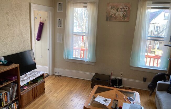 2951-51A N. Fratney St.