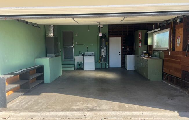 3 bedroom 1 bath House for rent