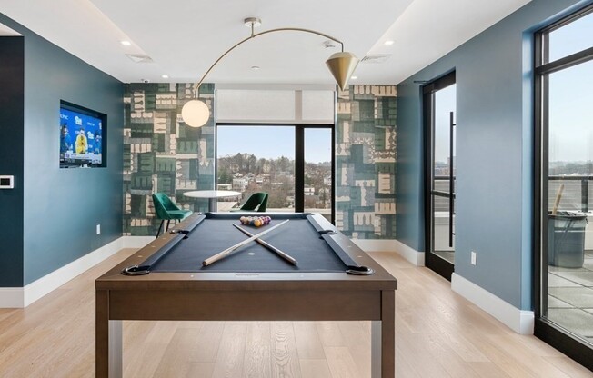 2 beds, 2 baths, 1,024 sqft, $4,000, Unit 725