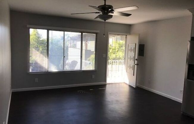 Studio, 1 bath, $1,895, Unit 3575 H