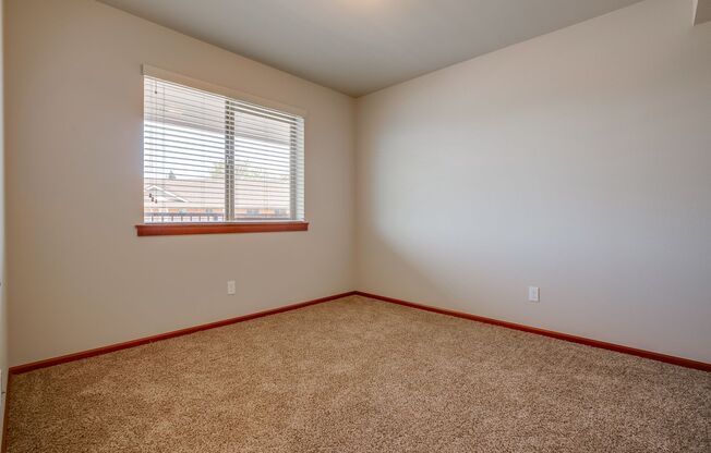 2 beds, 1 bath, 954 sqft, $1,700, Unit Unit 5116-105