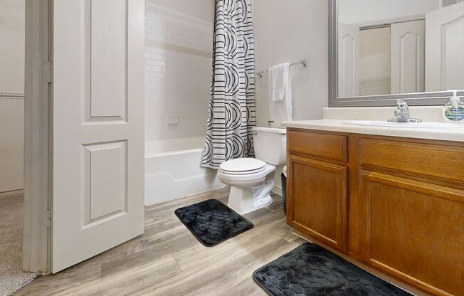 2 beds, 2 baths, 996 sqft, $1,649, Unit 4203-Corp