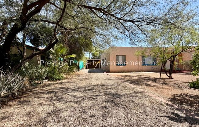Spacious With Vintage Charm- 2/1 Centrally Located and Waiting For You!