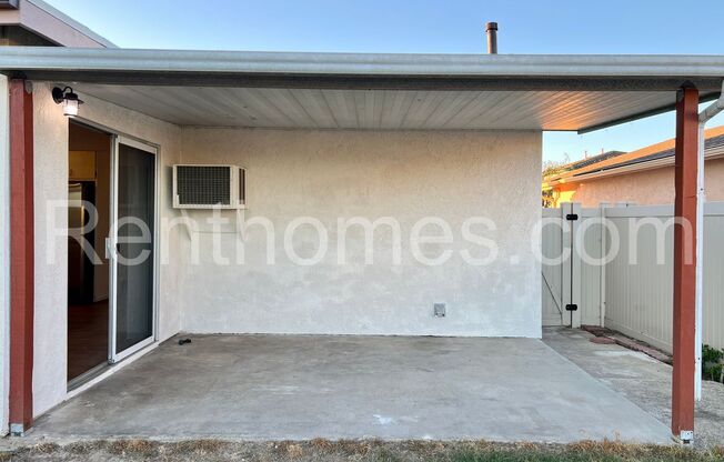 2 beds, 1 bath, $2,895