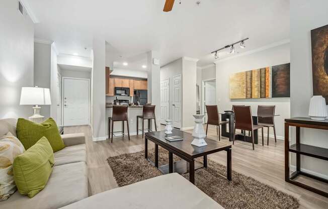 Welcome to Residences at FortyTwo25