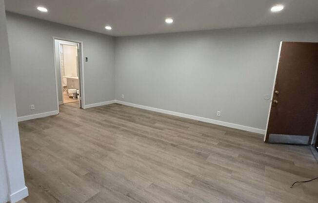 1 bed, 1 bath, 720 sqft, $2,250, Unit Unit 7