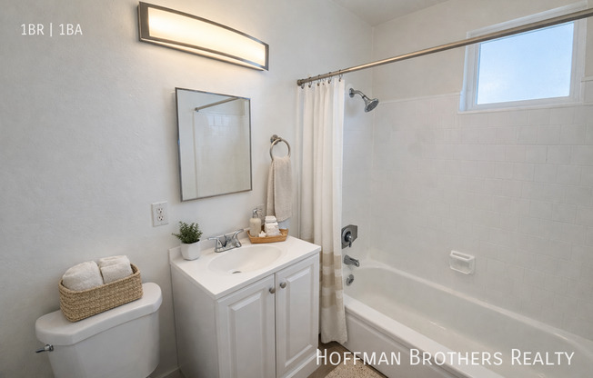 360 W CHEVY CHASE DR