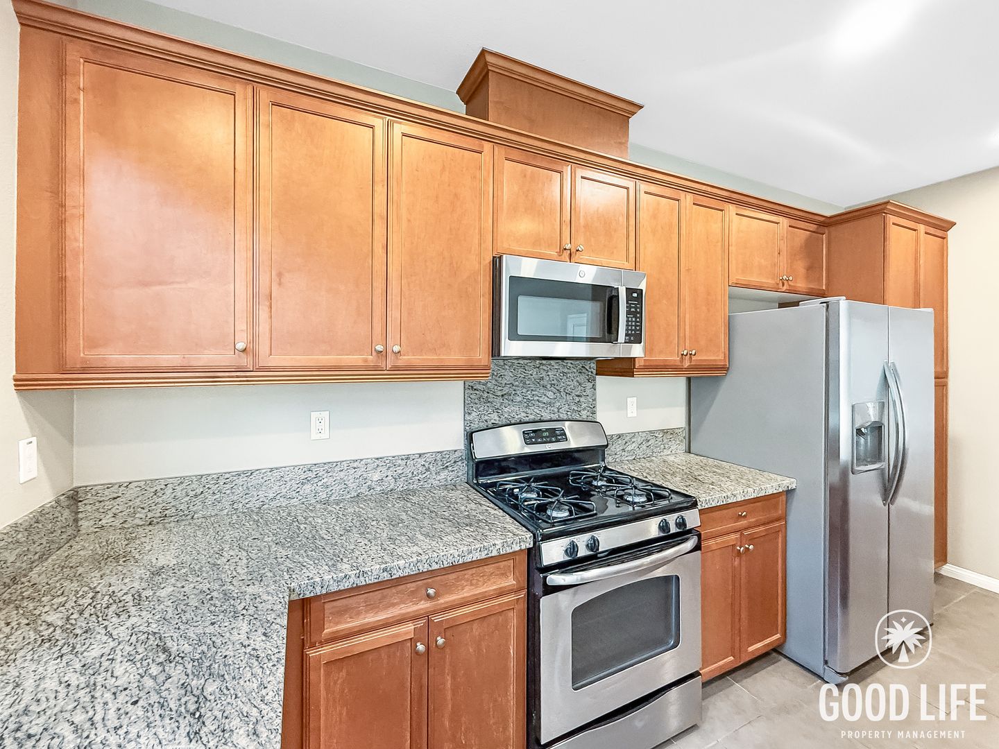 Stunning 4B/3BA house in San Elijo Hills!