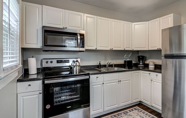 2 beds, 1 bath, $1,475