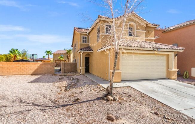 Stylish 4 Bedroom Living Meets Outdoor Fun