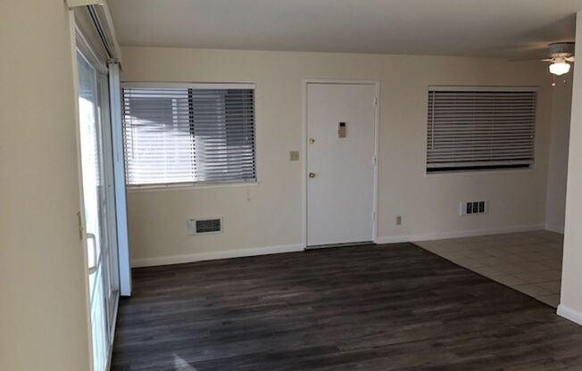 137 (300 Merrydale)