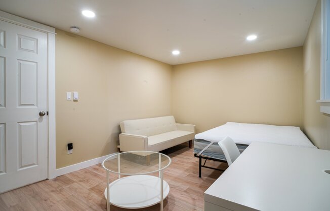 13341 31 AVE NE