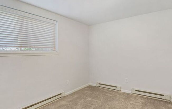 1 bed, 1 bath, $1,299, Unit 2