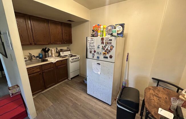 1 bed, 1 bath, $915, Unit 512