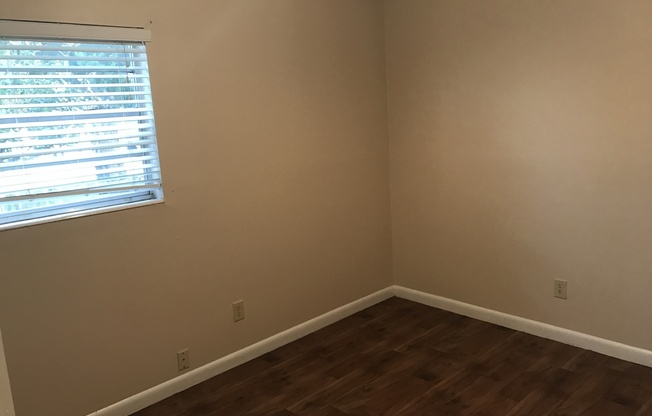 2 beds, 1 bath, $1,450